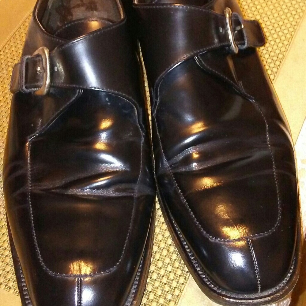 Adam Derrick man shose
